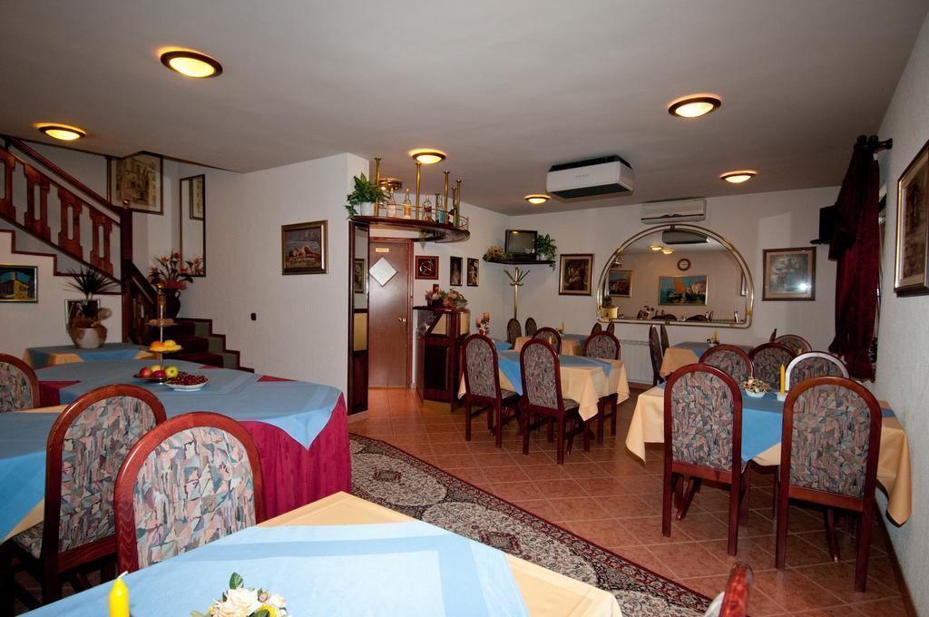 Bed & Breakfast Villa Klara Icici Exterior photo