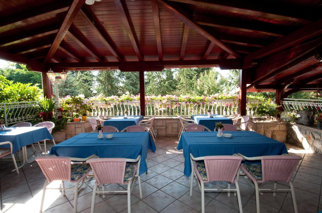Bed & Breakfast Villa Klara Icici Exterior photo